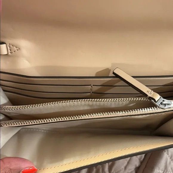 NWT Tory Burch Britten Stud Tan Clutch/wristlet/wallet - Picture 5 of 9